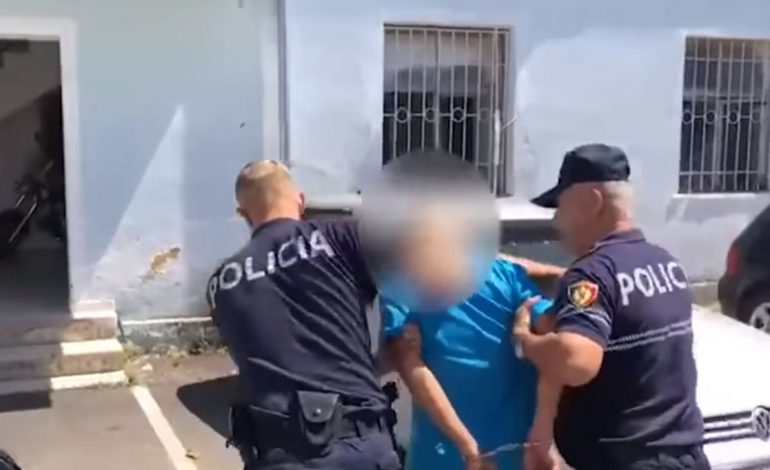 TË SHTËNA ME ARMË ZJARRI NË SKRAPAR/ Qëllon me armë bashkëfshatarin pas sherrit për pronën, policia parandalon krimin