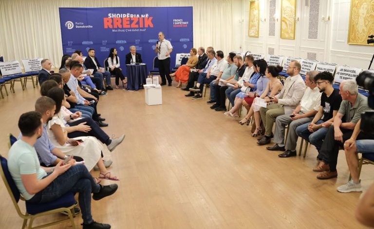 “NESËR DITË E VEÇANTË”/ Berisha për protestën: Qëllimi është dorëheqja e Ramës, do pasojnë protesta të tjera