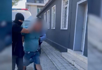 ISHTE PJESË E NJË GRUPI KRIMINAL QË KULTIVONTE DROGË/ Arrestohet shqiptari i shpallur në kërkim në Spanjë
