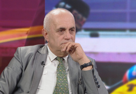“PROPAGANDA KA MARRË FORMA EROTIKE”/ Artan Fuga komenton deklaratat për integrimin europian: Ballkani paraqitet si një hamshor dhëndër që mezi pret…