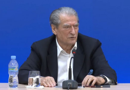 PROTESTA PA TENSIONE/ Berisha: Në shesh opozita bio, pa bilbila dhe kumrie, qytetarët e dinin vetë se…