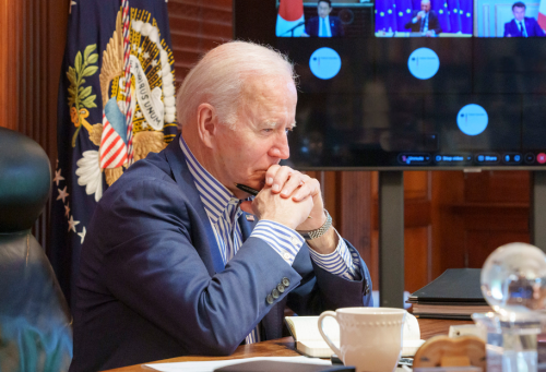 JOE BIDEN INFEKTOHET ME COVID/ Po shqyrtohet lista e personave me të cilët është takuar