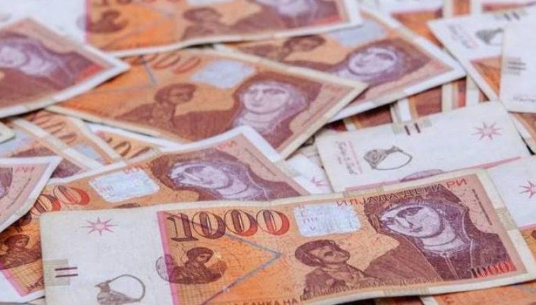 MAQEDONI E VERIUT/ Kuvendi miraton rishikimin e buxhetit, më shumë para për pensionet dhe masat anti-krizë