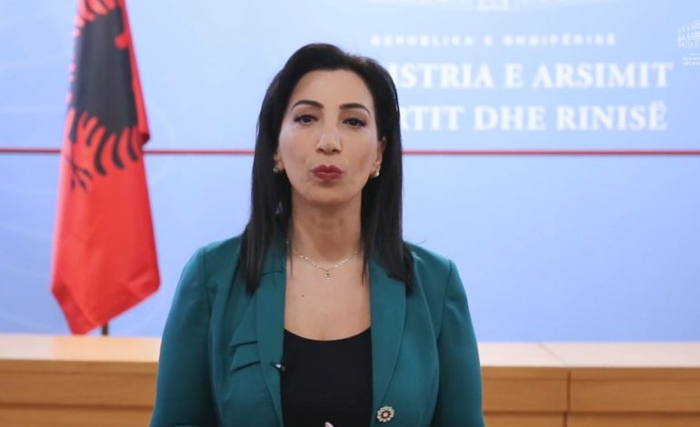 JEP LAJMIN E MIRË/ Kushi: Miratohen 100 kuota shtesë për programin Mjekësi e Përgjithshme