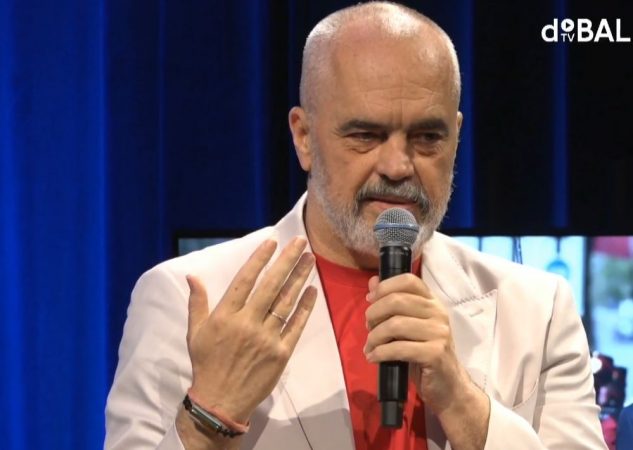 “MBETEM DUKE ORGANIZUAR DASMA”/ Rama batuta për BE: Nusja po të dojë le të vijë në shtrat, të bëjmë fëmijë