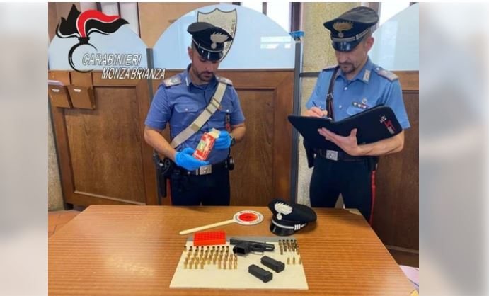 E PËSON KEQ SHQIPTARI NË ITALI/ Iu gjetën dy karikatorë dhe një armë e vjedhur në makinë, policia…