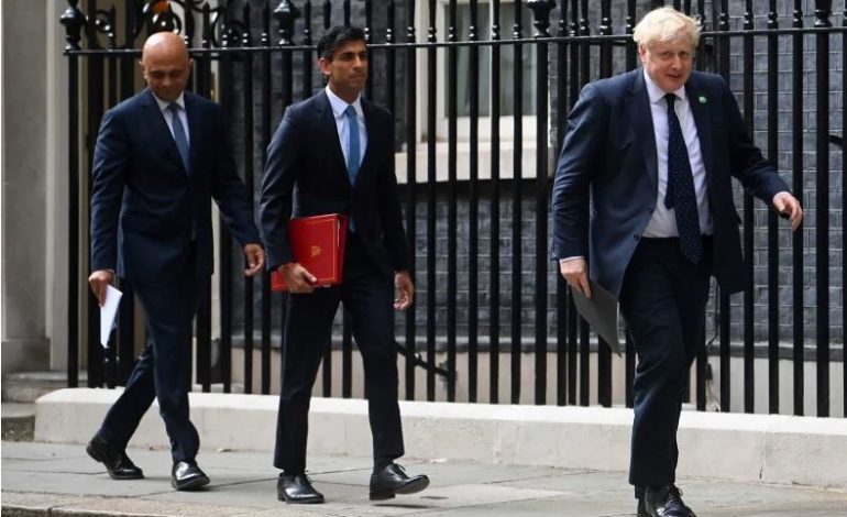 ANALIZA/ Shiheshin si pasues të Boris Johnson, kush janë dy anëtarët kyç të kabinetit që tronditën qeverinë britanike