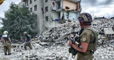 BETEJA PËR JUGUN/ Ukraina rimerr kontrollin në një zonë të Khersonit