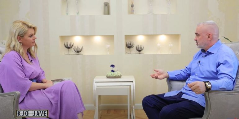 SHTIMI I RASTEVE ME COVID/ Mjeku Jorgji: Menjëherë ekzaminim klinik nëse vëreni këto simptoma