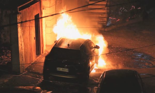 DIGJET MAKINA NË KORÇË/ Ja dyshimet e policisë