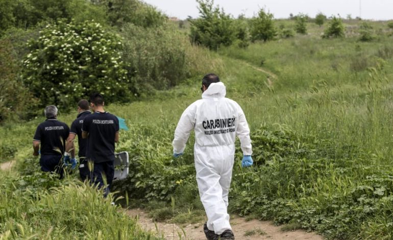 TRAGJIKE/ 20-vjeçari shqiptar gjendet i pajetë në një tokë bujqësore, dyshohet se…