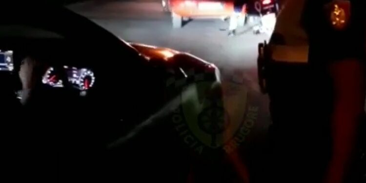 AKSION I FNSH NË VLORË/ Udhëtonte me “Maserati” dhe me armë në brez, arrestohet në flagrancë