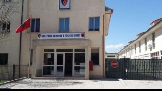 NJËRI PREJ TYRE HUMBI JETËN/ Policia: Po bëhet transportimi i turistëve serbë që u bllokuan në ‘Majën e grykave të hapura’