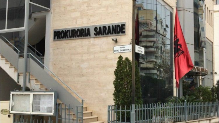 ISHTE REGJISTRUAR NË EMËR TË DY PERSONAVE/ Prokuroria sekuestron 679m2 truall në Sarandë