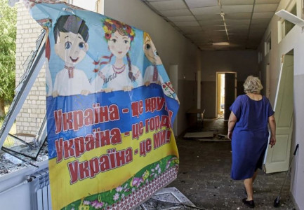 “FËMIJËT MËSOHEN TË URREJNË”/ Çfarë po ndodh në Ukrainën e pushtuar nga Moska, përpjekje të gjithanshme për rusifikimin e popullatës