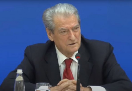 KUR DO ÇERTIFIKOHET MARRËVESHJA ME METËN? Berisha: Do ketë bashkërendim të fuqishëm me Partinë e Lirisë