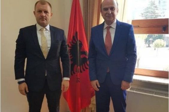 ZBULOHET EMRI/ Kush do të jetë shefi i kabintetit të presidentit të ri Bajram Begaj