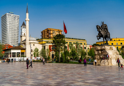 KOSTO E JETËS/ Tirana dhe Beogradi më të shtrenjtët në rajon, Prishtina më e lira
