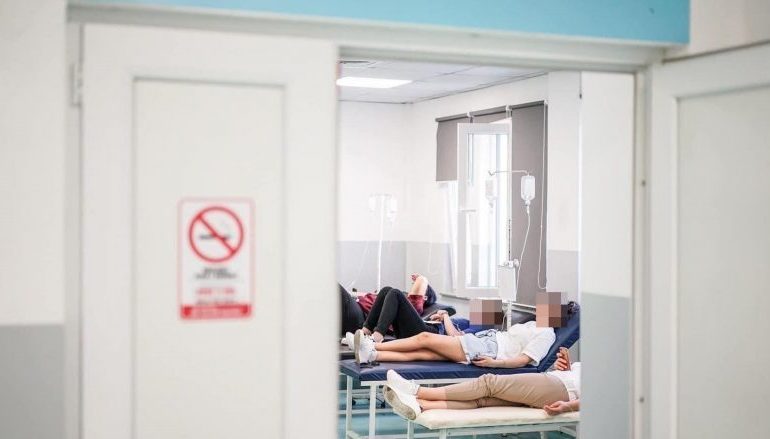 HELMIMI MASIV I BANORËVE NË KOSOVË/ Dalin përgjigjet e analizave, çfarë rezultoi nga uji i pijshëm