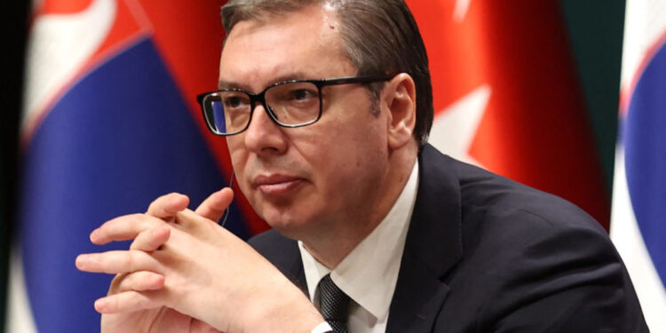 RECIPROCITETI/ Vuçiç bën thirrje për qetësi, i frikësohet reagimit të serbëve në Kosovë