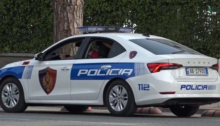I VIHET TRITOL BANESËS NË KRUJË/ Autorët hedhin lëndën plasëse mbi çati