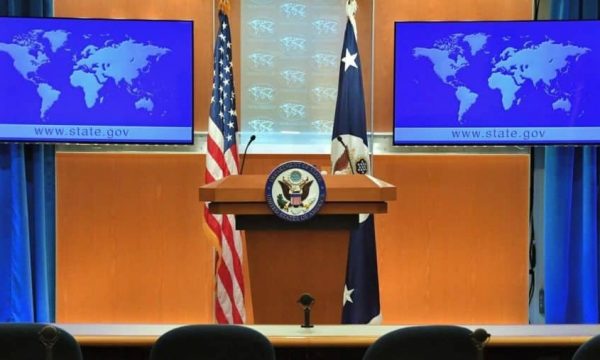 ARRITJA E MARRËVESHJES PËR DOKUMENTET/ Departamenti Amerikan i Shtetit: Dialogu zhbllokon të ardhmen në BE për Kosovën dhe Serbinë