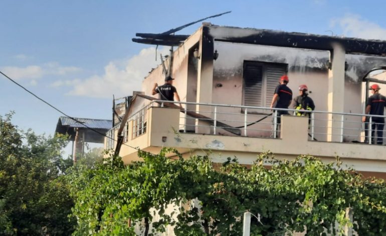 PAMJET/ Rrufeja godet banesën dykatëshe në Dimal, ja çfarë ndodh me familjarët