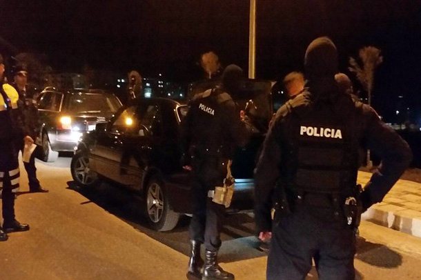 PLAGOSJA ME ARMË NË TIRANË/ Si nisi sherri pas lojës me letra, vëllai i autorit mbuloi krimin…