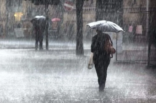 MOTI SOT KA SURPRIZA/ Rrebeshe dhe ulje temperaturash, mos harroni çadrën