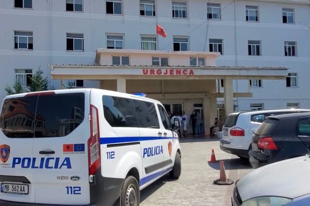 DETAJET/ 2-vjeçarit në Fier i ra në kokë bombola e oksigjenit, prindërit e panë me sy ngjarjen e tmerrshme