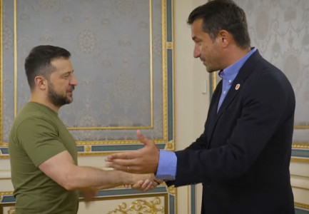 VELIAJ VIZITON KIEVIN/ Takohet me presidentin Zelensky! Nënshkruhet Memorandumi për rindërtimin e qyteteve të Ukrainës