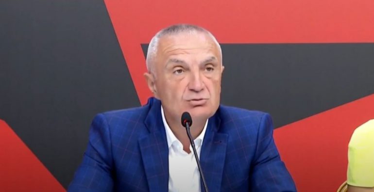 “DO MERRNI VETEN NË QAFË”/ Meta përsërit thirrjen për administratën: Mos u përdorni si bedela për të firmosur…