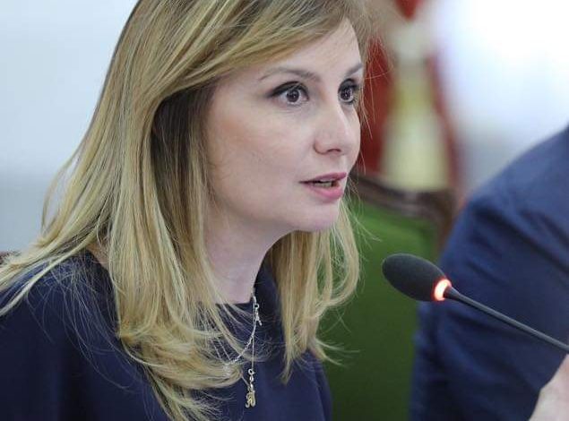RRITJA E ÇMIMIT TË BULMETIT/ Tabaku: Qeveria aplikon politika të ngjashme si në kohë lufte dhe në kohë paqe…
