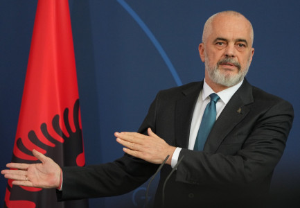 INCIDENTI NË GRAMSH/ Rama u përgjigjet kritikëve: Mbrojtësit e zellshëm të Sigurisë Kombëtare nuk lënë gjë pa thënë, përveç…