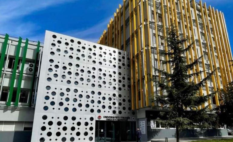 LISTA/ Dalin përgjigjet, ja maturantët fitues që do të ndjekin studimet në fakultetin e Ekonomisë