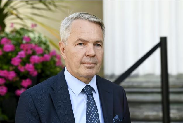 LUFTA NË UKRAINË/ Finlanda redukton me 90 % vizat turistike për shtetasit rusë