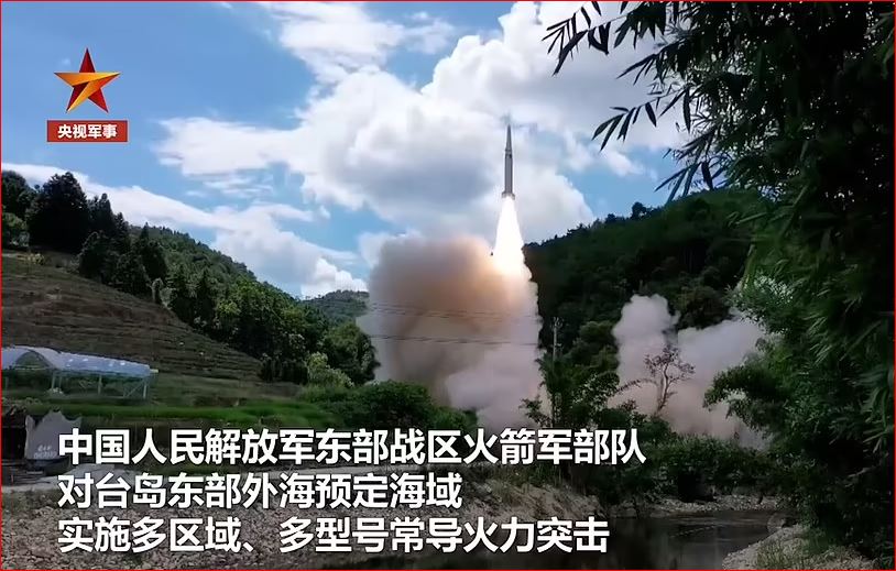 TENSIONE NË PAQËSOR/ Synonin Tajvanin, raketat balistike kineze ngatërrojnë objektiv dhe zbarkojnë në ujërat e Japonisë