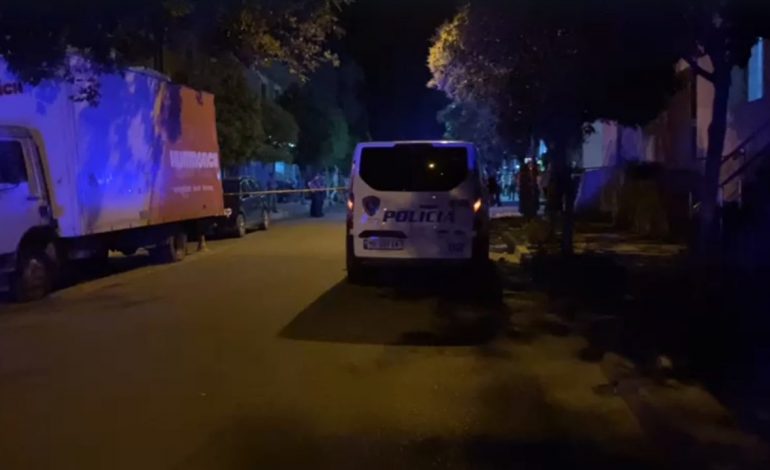 NGA FIERI SHKON TË VJEDHË BANESËN E…/ Hajduti 57-vjeçar gjen personin që ruante shtëpinë dhe e rreh me grushte