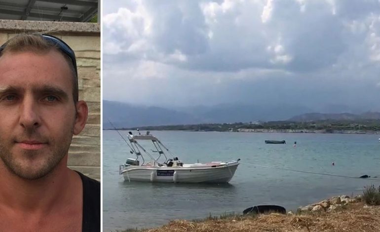NXORRI AMELIAN E VOGËL NGA DETI/ Flet peshkatari: Babai e la në ujë, shkoi në shtëpi për të karikuar celularin pastaj telefonoi për ndihmë