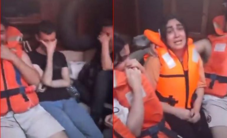 PAMJET/ Dramë në Jon, dhjetëra emigrantë bllokohen në det pasi u prishet anija