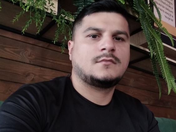 ZBARDHET NGJARJA NË ELBASAN/ Autori i vrasjes së Madrit Ulqiankut vetëm 18 vjeç, policia vë në pranga…