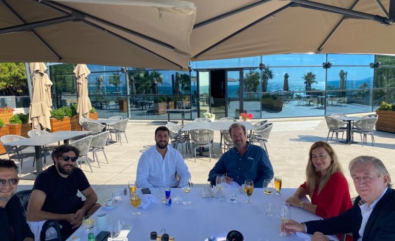 STREHOI QINDRA AFGANË/ Gazetari i “NY Times” i tregoi botës pritjen shqiptare nga “Prestige Resort”