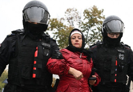 KAOS NË RUSI/ Qindra të arrestuar në pak orë. Protestat vazhdojnë në gjithë vendin, Putin nuk ndalet me dekretet e ‘forta’