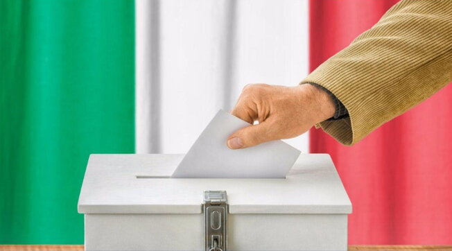 NIS PROCESI I VOTIMIT/ Bota sytë drejt Italisë për ngjitjen në pushtet të ekstremit të djathtë