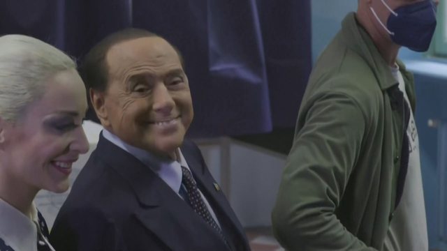 ZGJEDHJET NË ITALI/ Di Maio jashtë parlamentit, Berlusconi rikthehet ne Senat pas një mungese të gjatë