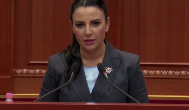“KUR MBYTESHIM NGA SHIU, JU IMPORTONIT ENERGJI”/ Balluku-opozitës: Në 2013 arkëtonit vetëm 43% të faturave