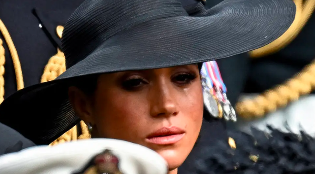 PAMJET VIRALE! Meghan Markle shpërthen në LOT gjatë funeralit të Mbretëreshës Elizabeth
