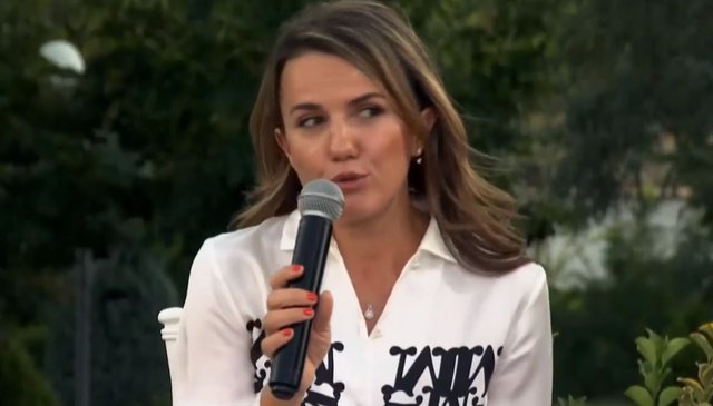 “PASHË KEMISHËN E GJAKOSUR”/ Rudina Hajdari rrëfen kujtimet për të atin: Çfarë më tha kur…