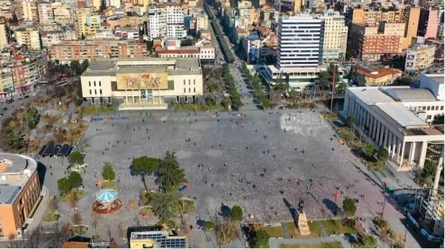 SHTRENJTOHEN SHTËPITË E REJA/ Në Tiranë, nga 850 deri në 5 mijë euro metri katror