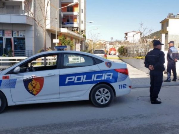 EMRI DHE DETAJET/ Kultivuan drogë në një zonë të pyllëzuar në Vlorë, kush janë dy të rinjtë e arrestuar